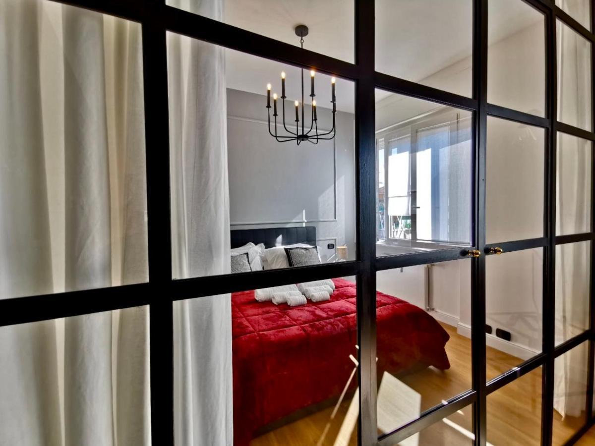 Chiclife - Florentin Downtown Apartment Бергамо Екстериор снимка