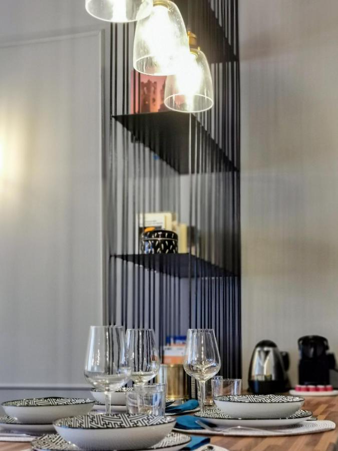 Chiclife - Florentin Downtown Apartment Бергамо Екстериор снимка